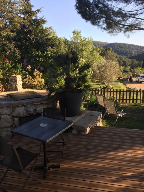 Au Havre De Paix Sainte Victoire Vauvenargues Hotel Kültér fotó